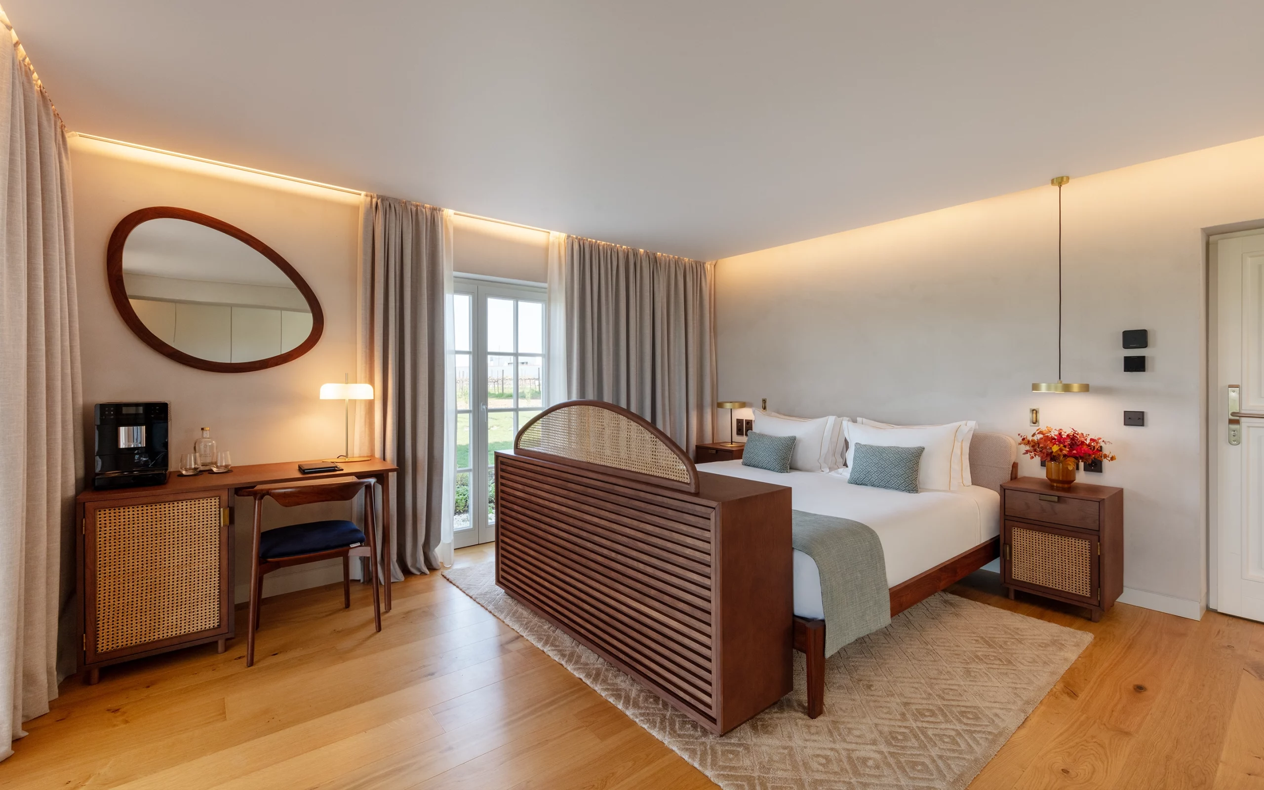 alojamento-deluxe-room_gallery_2